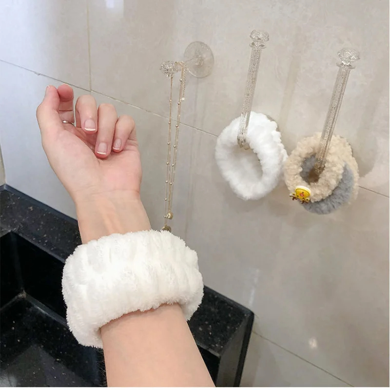 2 stücke Mode Gesicht Waschen  – Sweat Band Wrist Bewertung und Preis